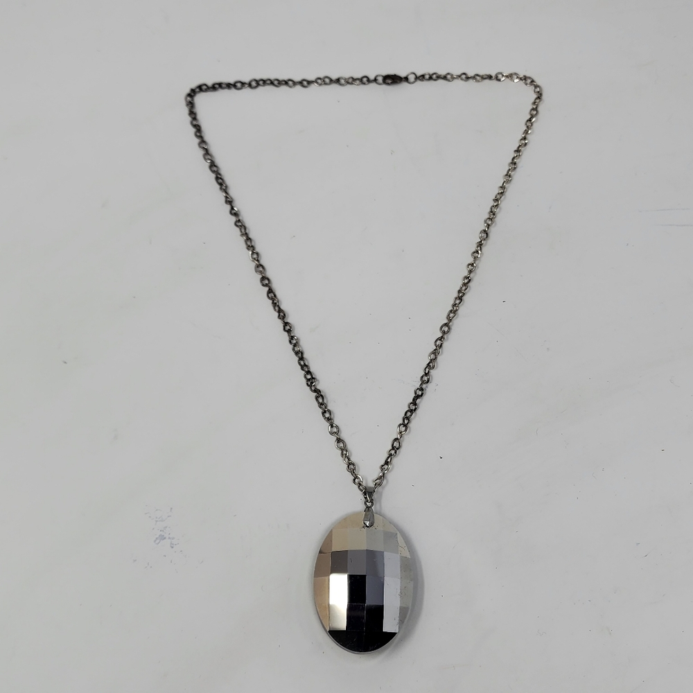 Silver Chain With Multicolor‎ Oval Large Pendant And Necklace - Picture 6 of 12